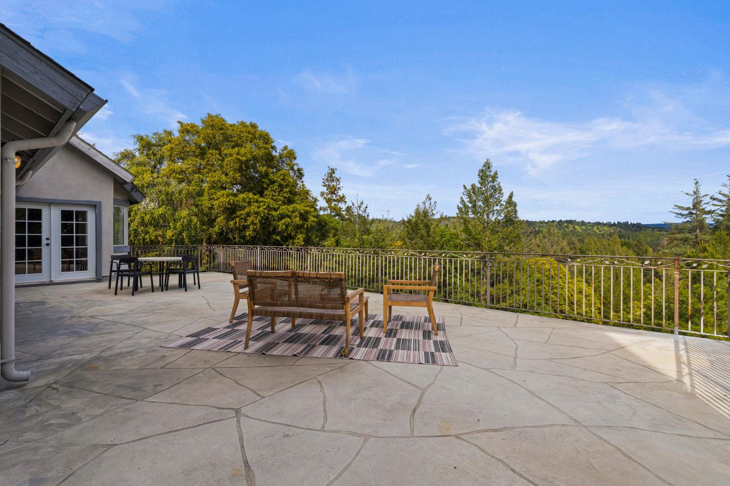 22160 Winchester Way Colfax, CA 95713 - Photo 66 of 84 a view of a terrace with chairs