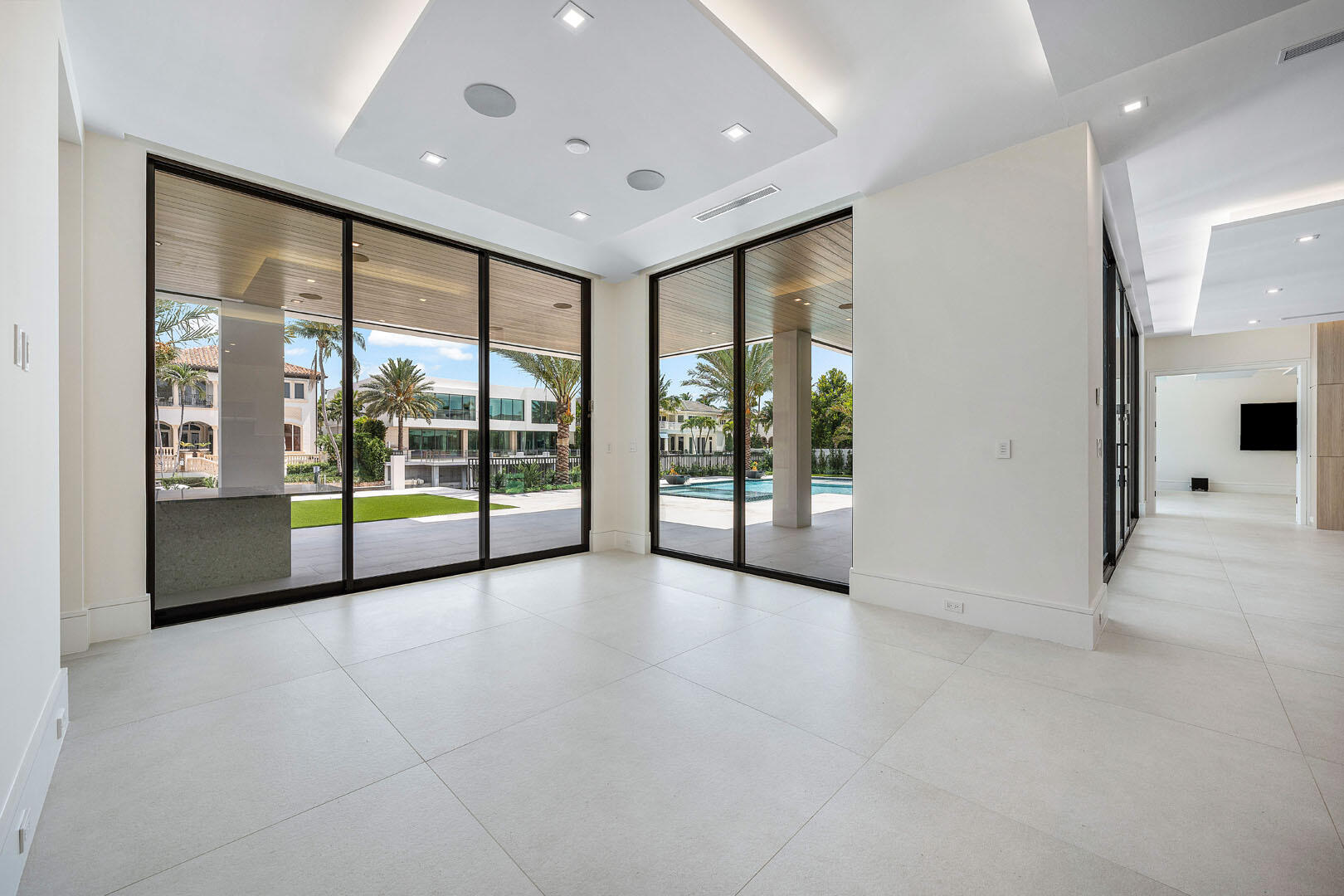 191 Coconut Palm Road Boca Raton, FL 33432 - Photo 21 of 80 191_Coconut_Palm_Road_26