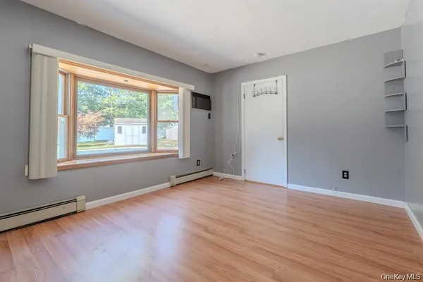 $2,600 | 21 Mt Snow Lane, Coram, NY 11727