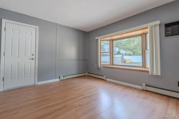 $2,600 | 21 Mt Snow Lane, Coram, NY 11727