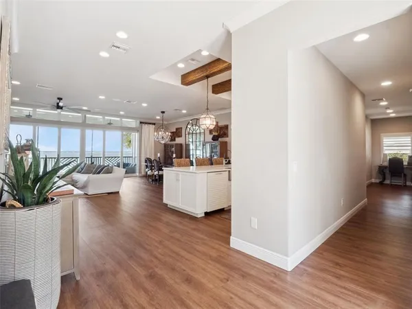 $1,999,999 | 12943 Southeast Sunset Harbor Road, Weirsdale, FL 32195