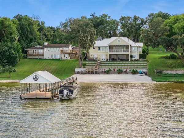 $1,999,999 | 12943 Southeast Sunset Harbor Road, Weirsdale, FL 32195