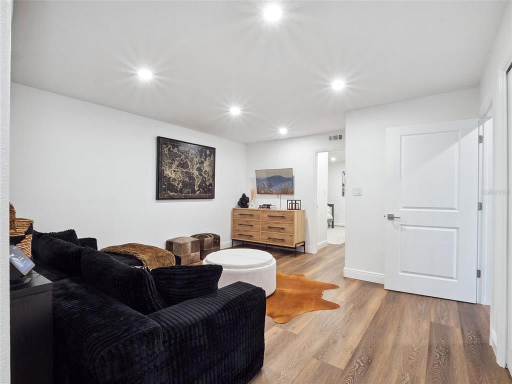 12943 Southeast Sunset Harbor Road Weirsdale, FL 32195 - Photo 46 of 65