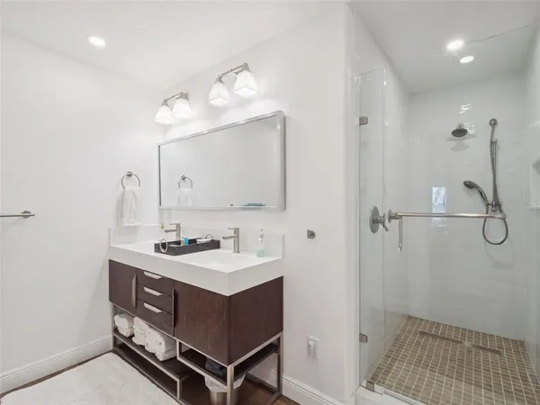 $1,999,999 | 12943 Southeast Sunset Harbor Road, Weirsdale, FL 32195