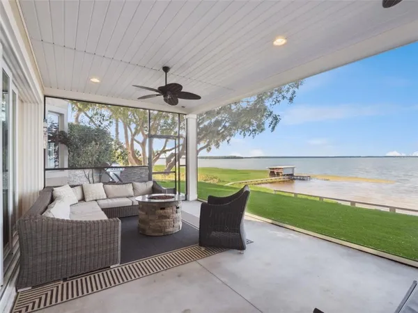 $1,999,999 | 12943 Southeast Sunset Harbor Road, Weirsdale, FL 32195