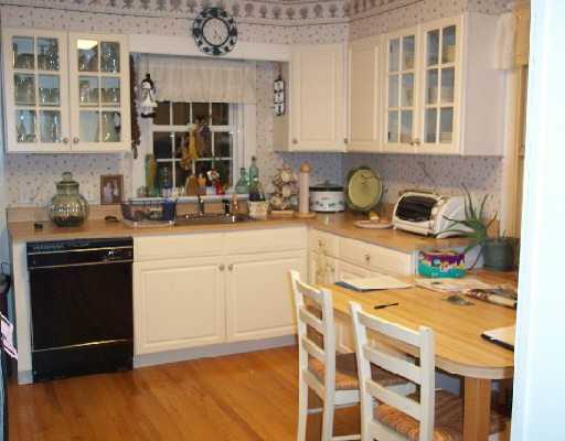 1602 West Main Road Middletown, RI 02842 - Photo 2 of 4 Other.