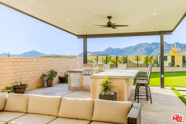 $2,400,000 | 11713 Toyon Drive, Chatsworth, CA 91311