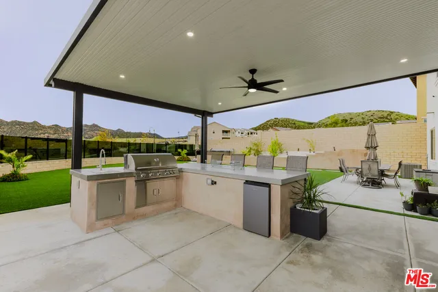 $2,400,000 | 11713 Toyon Drive, Chatsworth, CA 91311