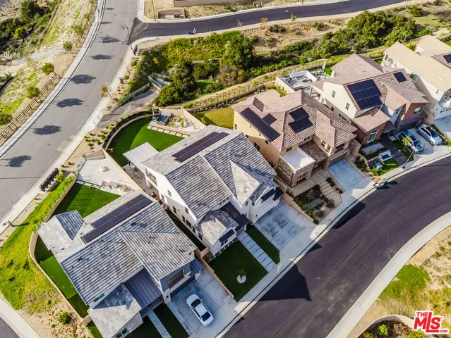 $2,400,000 | 11713 Toyon Drive, Chatsworth, CA 91311