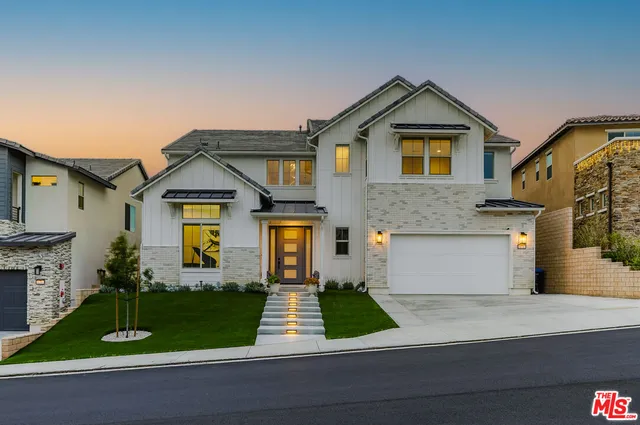 $2,400,000 | 11713 Toyon Drive, Chatsworth, CA 91311