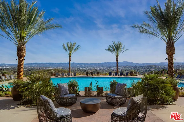 $2,400,000 | 11713 Toyon Drive, Chatsworth, CA 91311