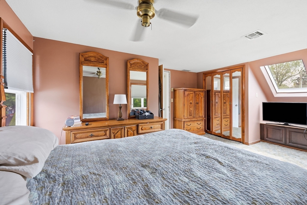71 Ogden Street Springfield, MA 01151 - Photo 27 of 34 Gallery Image 27