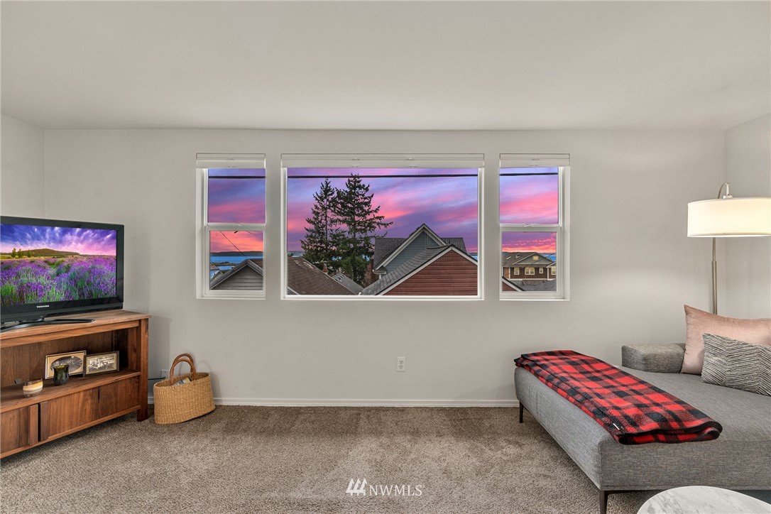 2112 Rucker Avenue, Unit 7 Everett, WA 98201 - Photo 10 of 26