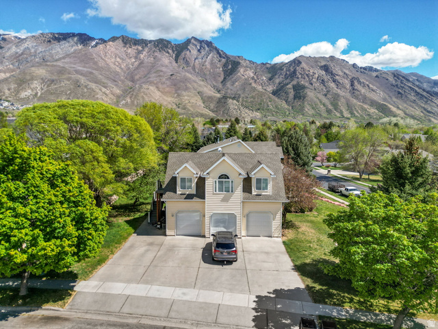 243 Eastview Drive, Unit 6 Alpine, UT 84004 - Photo 4 of 46