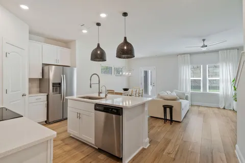 $415,000 | 4669 Ridge Bend Drive, Nashville, TN 37207