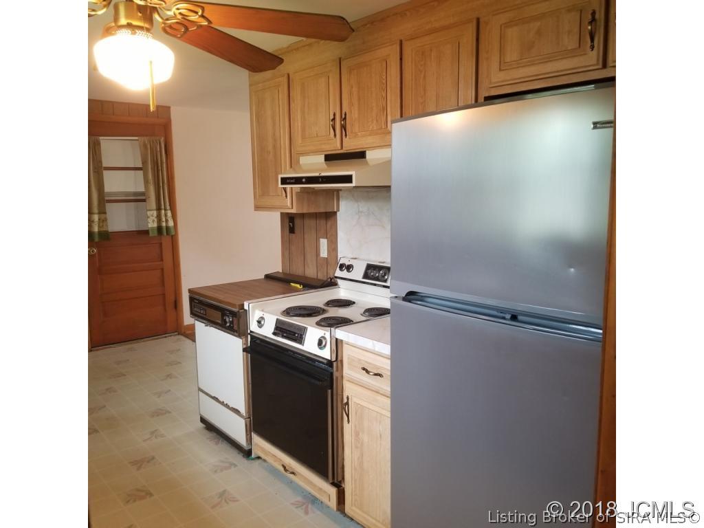 225 October Street Hanover, IN 47243 - Photo 11 of 14
