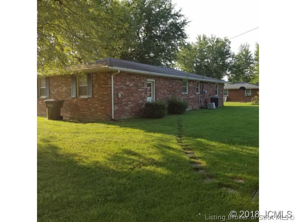 225 October Street Hanover, IN 47243 - Photo 2 of 14