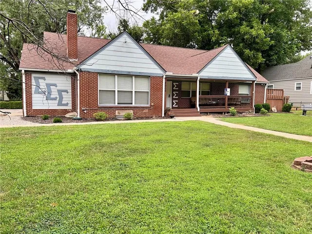 $255,000 | 2006 South Elm Street, Pittsburg, KS 66762