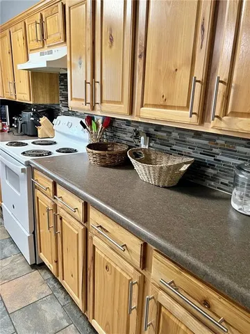 $255,000 | 2006 South Elm Street, Pittsburg, KS 66762