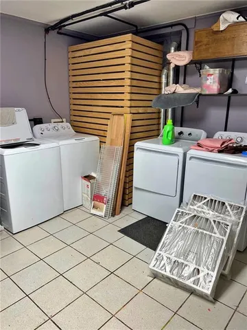 $255,000 | 2006 South Elm Street, Pittsburg, KS 66762