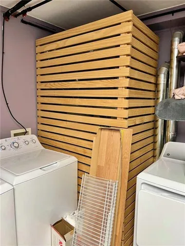 $255,000 | 2006 South Elm Street, Pittsburg, KS 66762