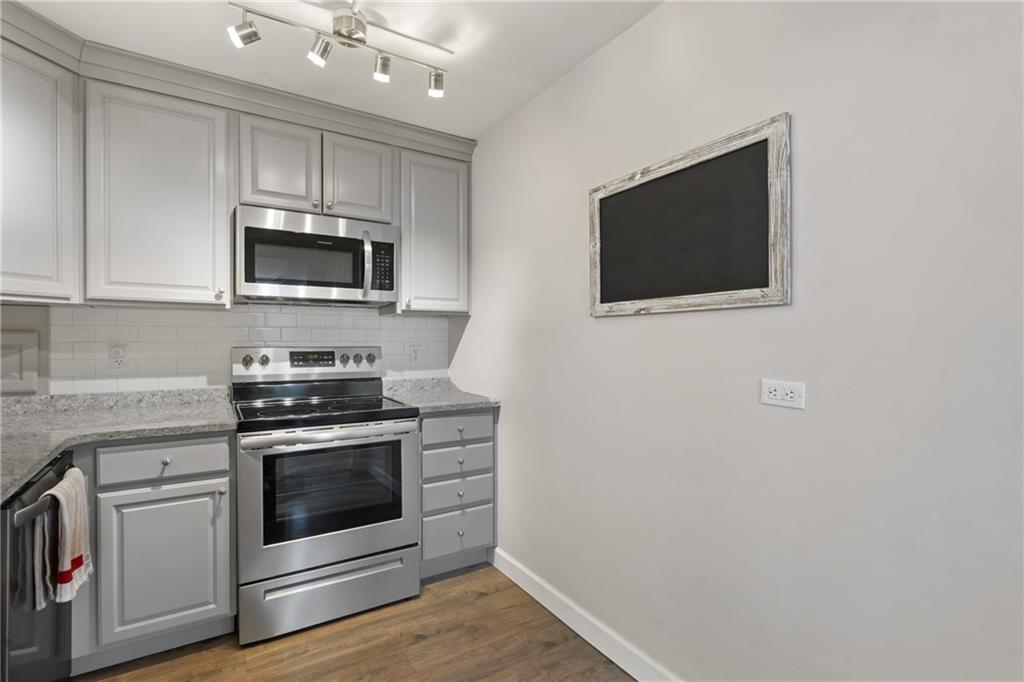 552 North Neville Street, Unit 91 Pittsburgh, PA 15213 - Photo 14 of 33