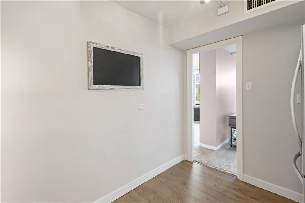 552 North Neville Street, Unit 91 Pittsburgh, PA 15213 - Photo 16 of 33