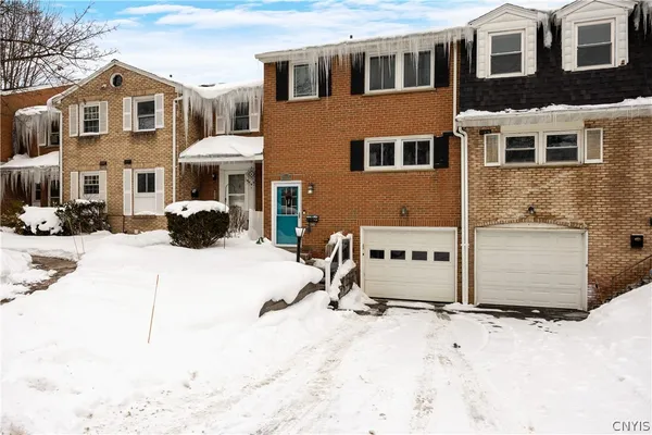 $190,000 | 4315 Candlelight Lane, Clay, NY 13090