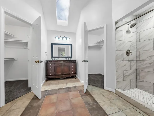 $450,000 | 2128 South Lennox Drive, Olathe, KS 66062