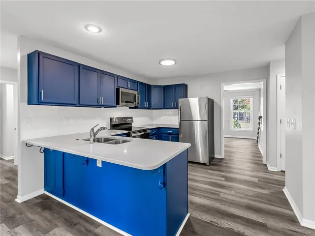 $450,000 | 2128 South Lennox Drive, Olathe, KS 66062