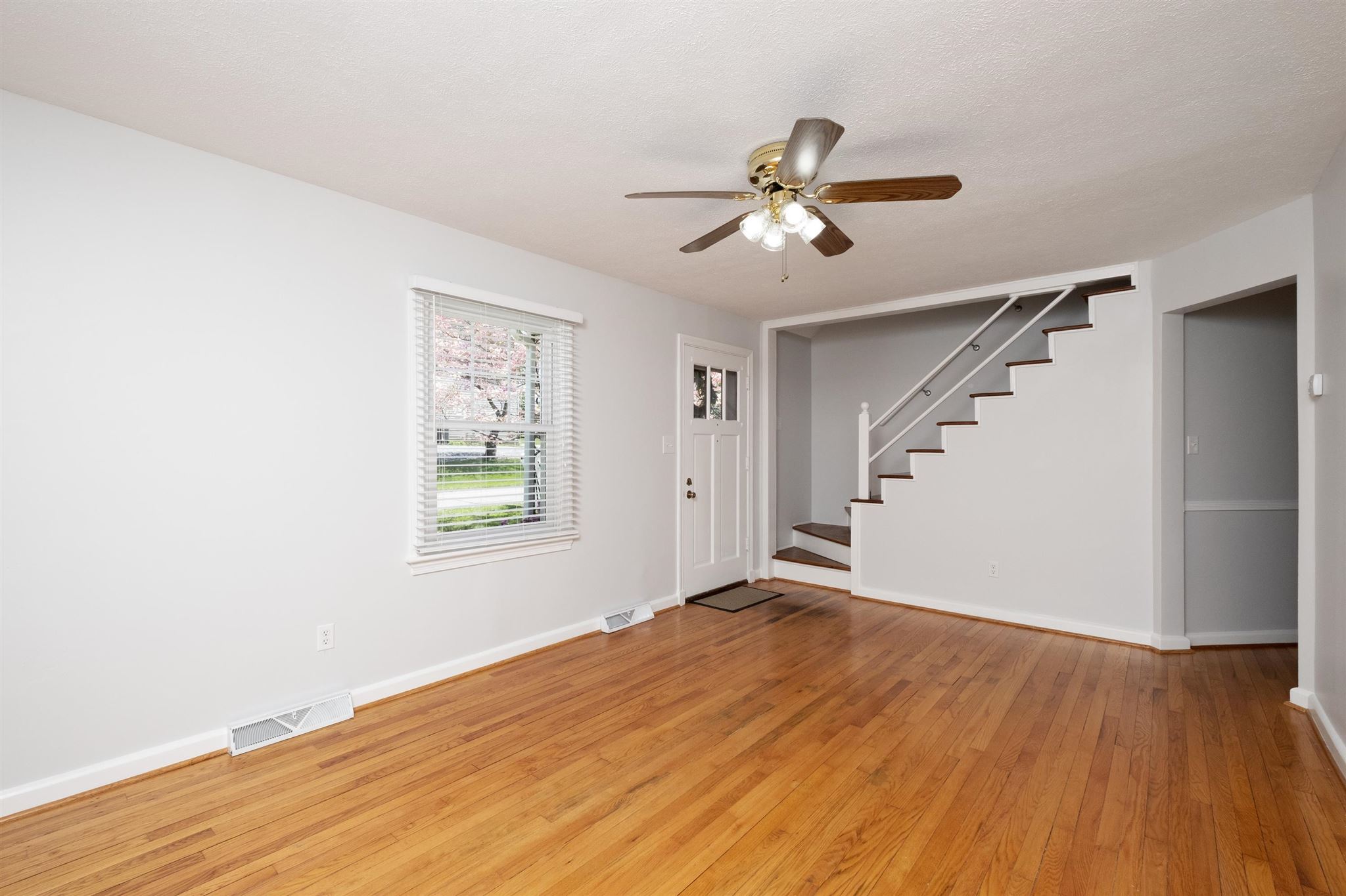 78 Woodlee Road Staunton, VA 24401 - Photo 5 of 34 Gallery Image 5