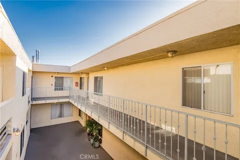 $304,995 | 7045 Woodley Avenue, Unit 218, Van Nuys, CA 91406
