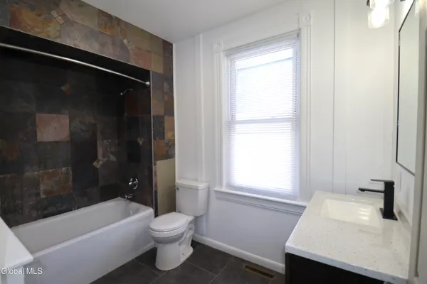 $285,000 | 107 Putnam Road, Rotterdam, NY 12306