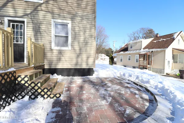 $285,000 | 107 Putnam Road, Rotterdam, NY 12306