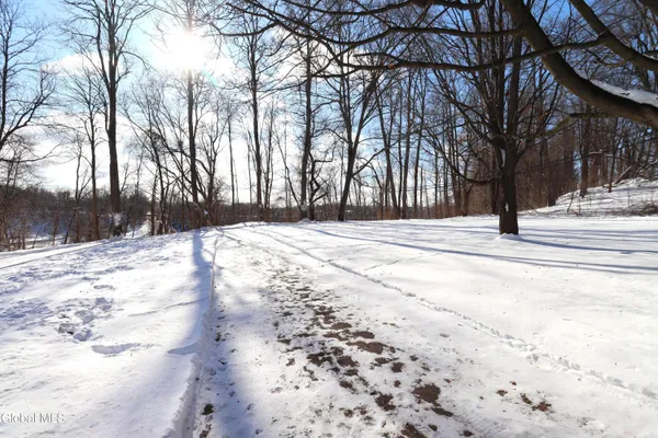 $285,000 | 107 Putnam Road, Rotterdam, NY 12306