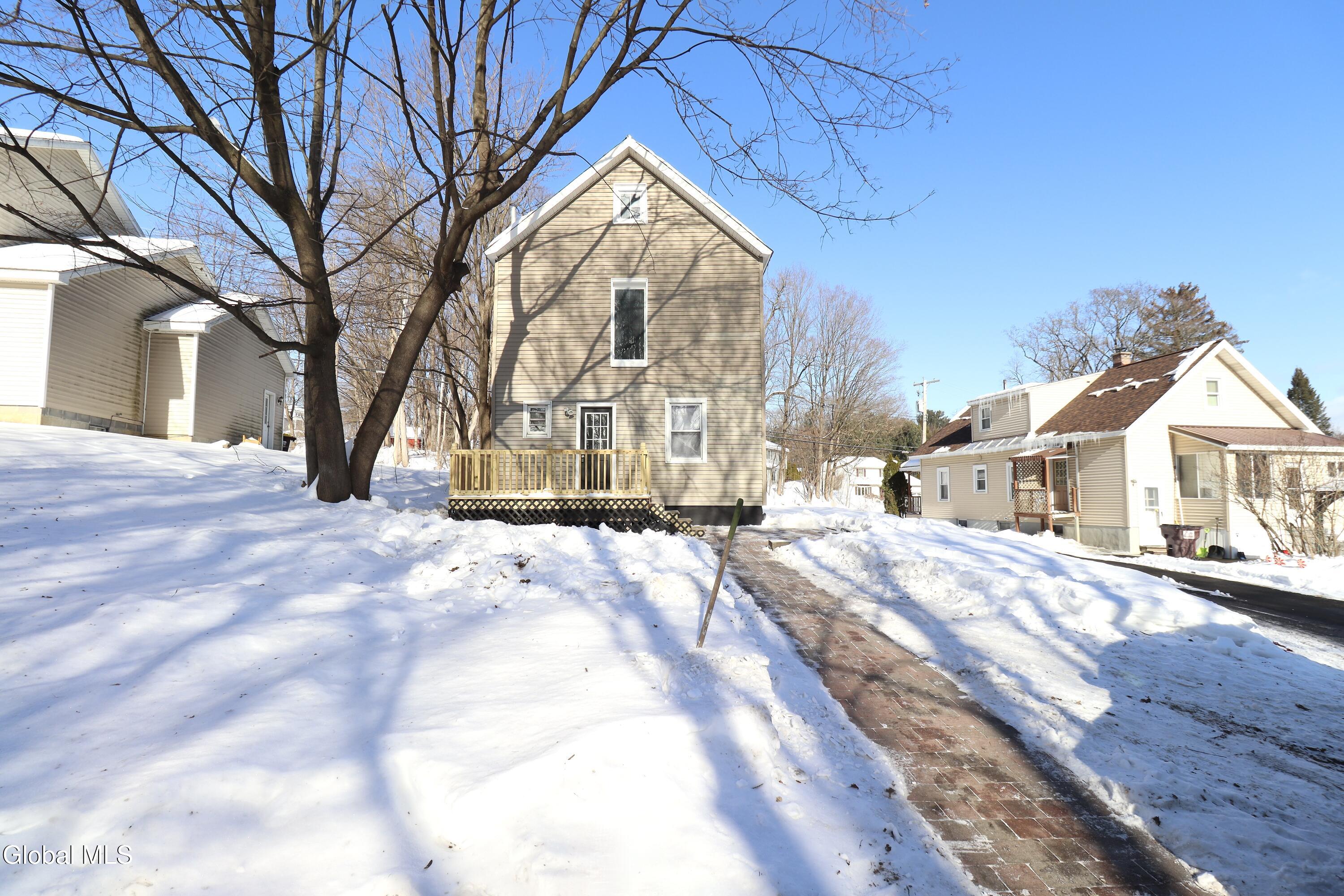 107 Putnam Road Rotterdam, NY 12306 - Photo 42 of 44 B085B862-3E80-4FE5-B431-197812522D04_1_2