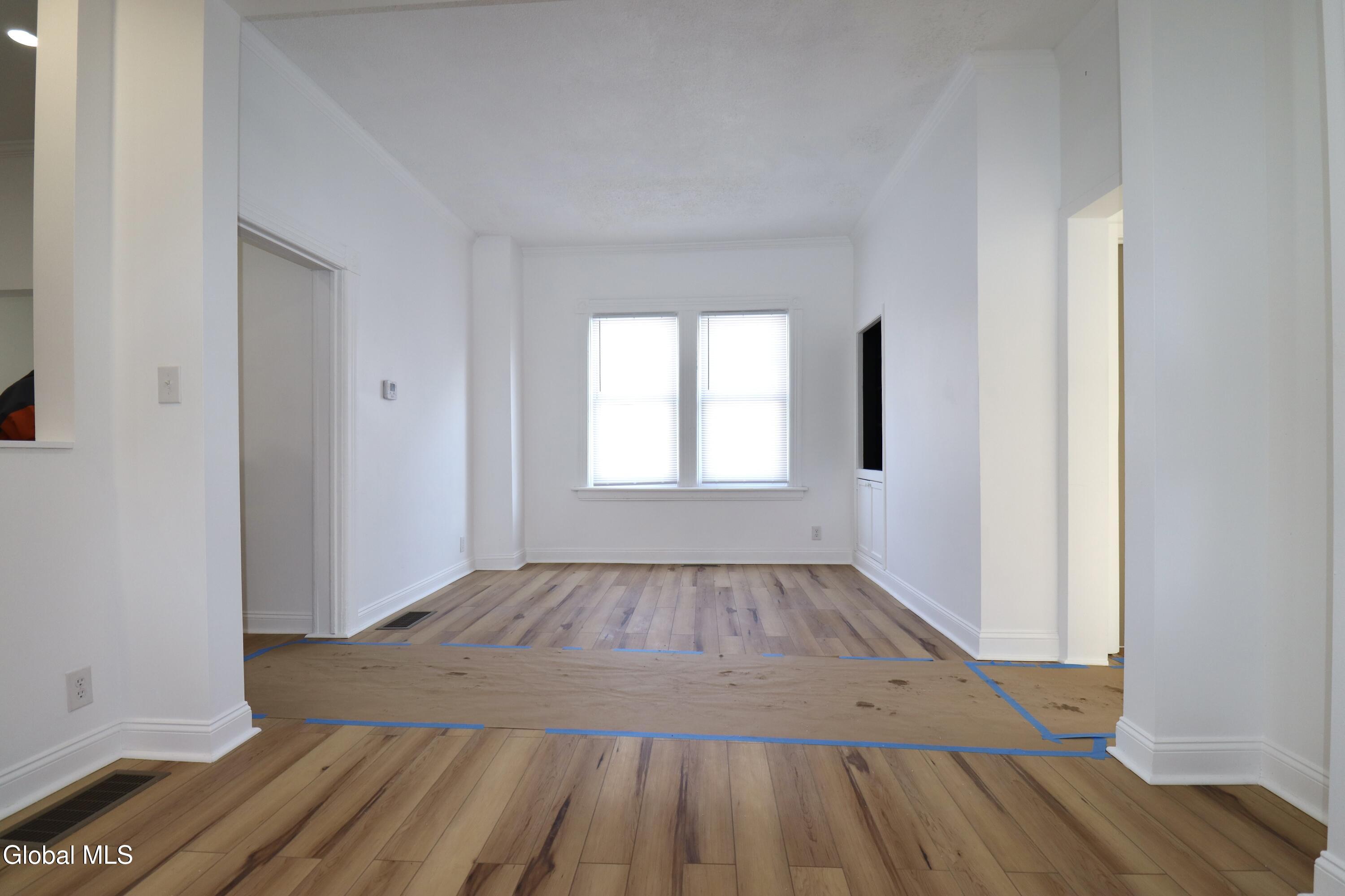 107 Putnam Road Rotterdam, NY 12306 - Photo 10 of 44 7CE477AE-55CE-49EA-B6D0-70A128E2E4FB_1_2