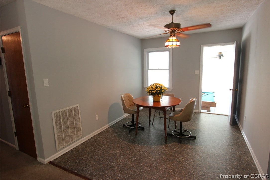 7910 O Neil Road Gloucester, VA 23061 - Photo 9 of 30