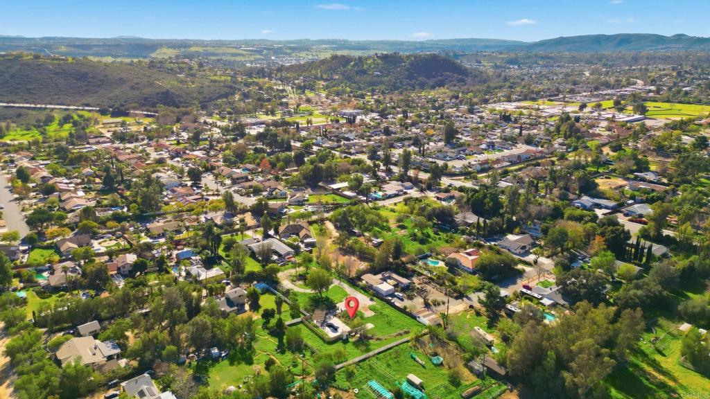 14840 Crocker Road Poway, CA 92064 - Photo 6 of 12