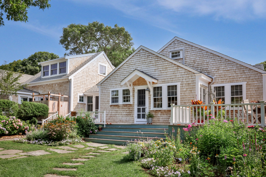 205 S Road Chilmark, MA 02535 - Photo 6 of 57 Gallery Image 6