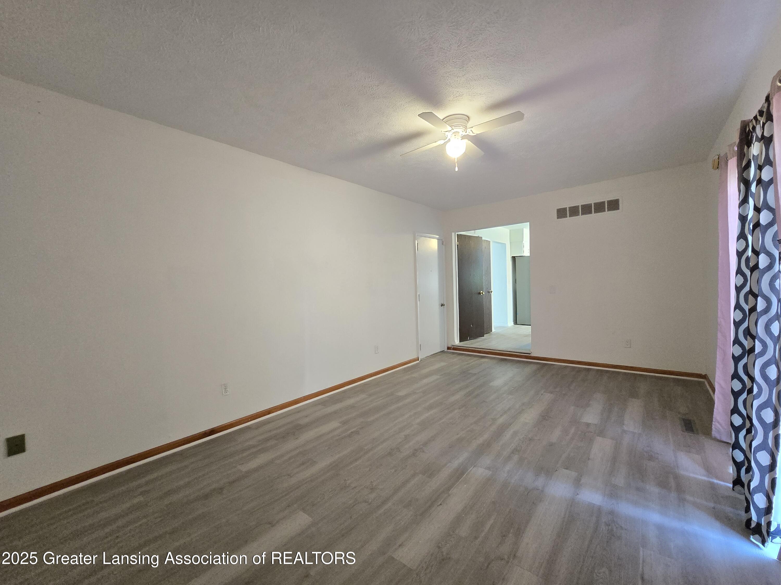 3116 Colchester Road Lansing, MI 48906 - Photo 7 of 23 20250617_150533