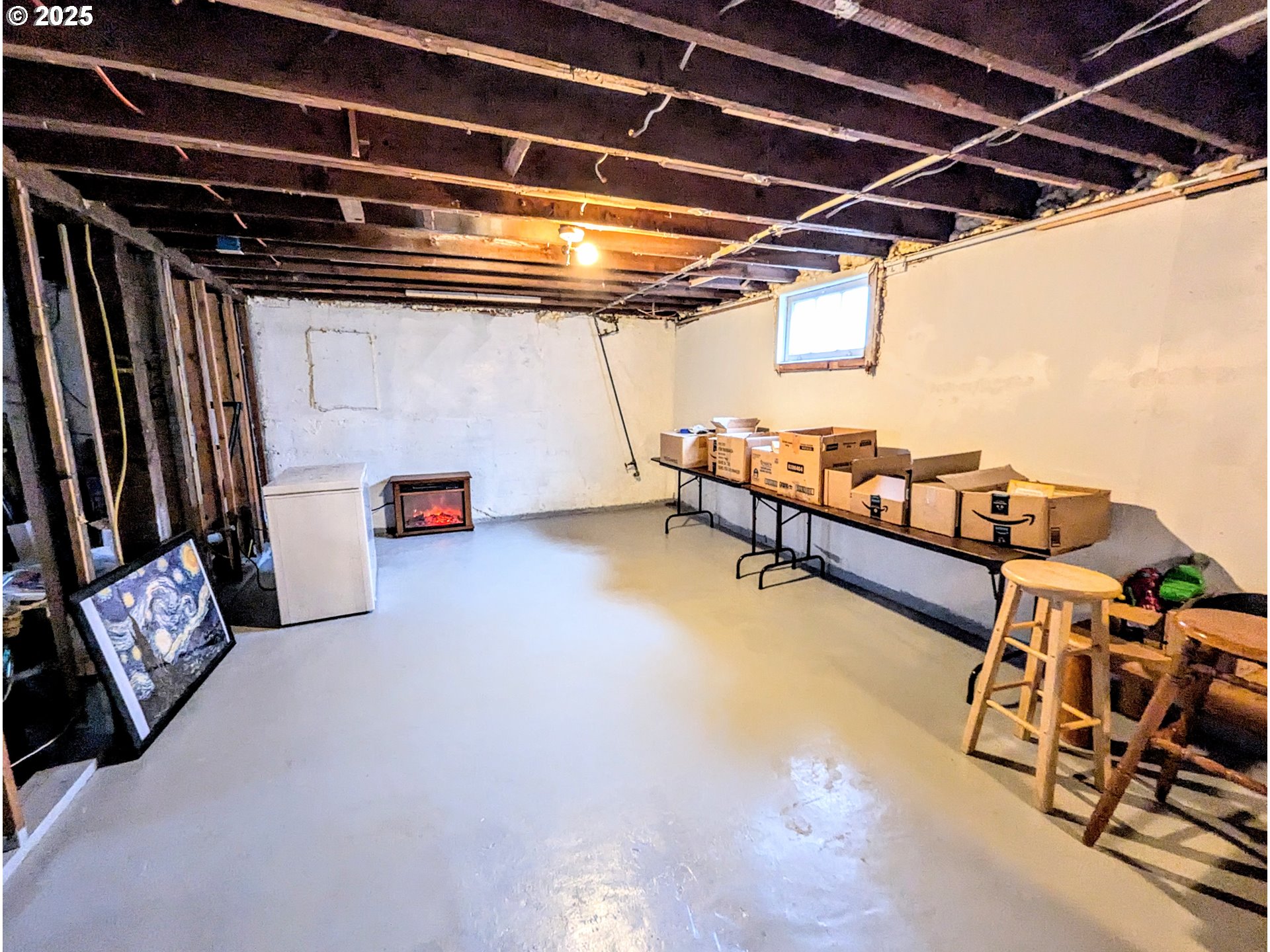 1302 9th Street La Grande, OR 97850 - Photo 13 of 15 a view of a room with gym equipment