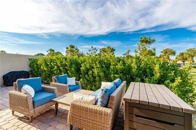 a view of a golf course