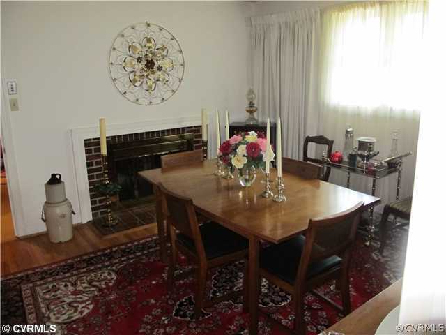 Dining Room - Fireplace