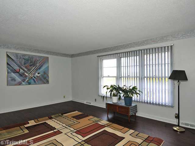 6920 Red Bank Road Germanton, NC 27019 - Photo 2 of 16 Living Room.