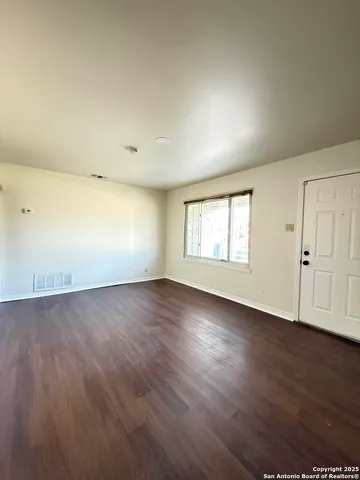 $1,425 | 426 Edna, San Antonio, TX 78220
