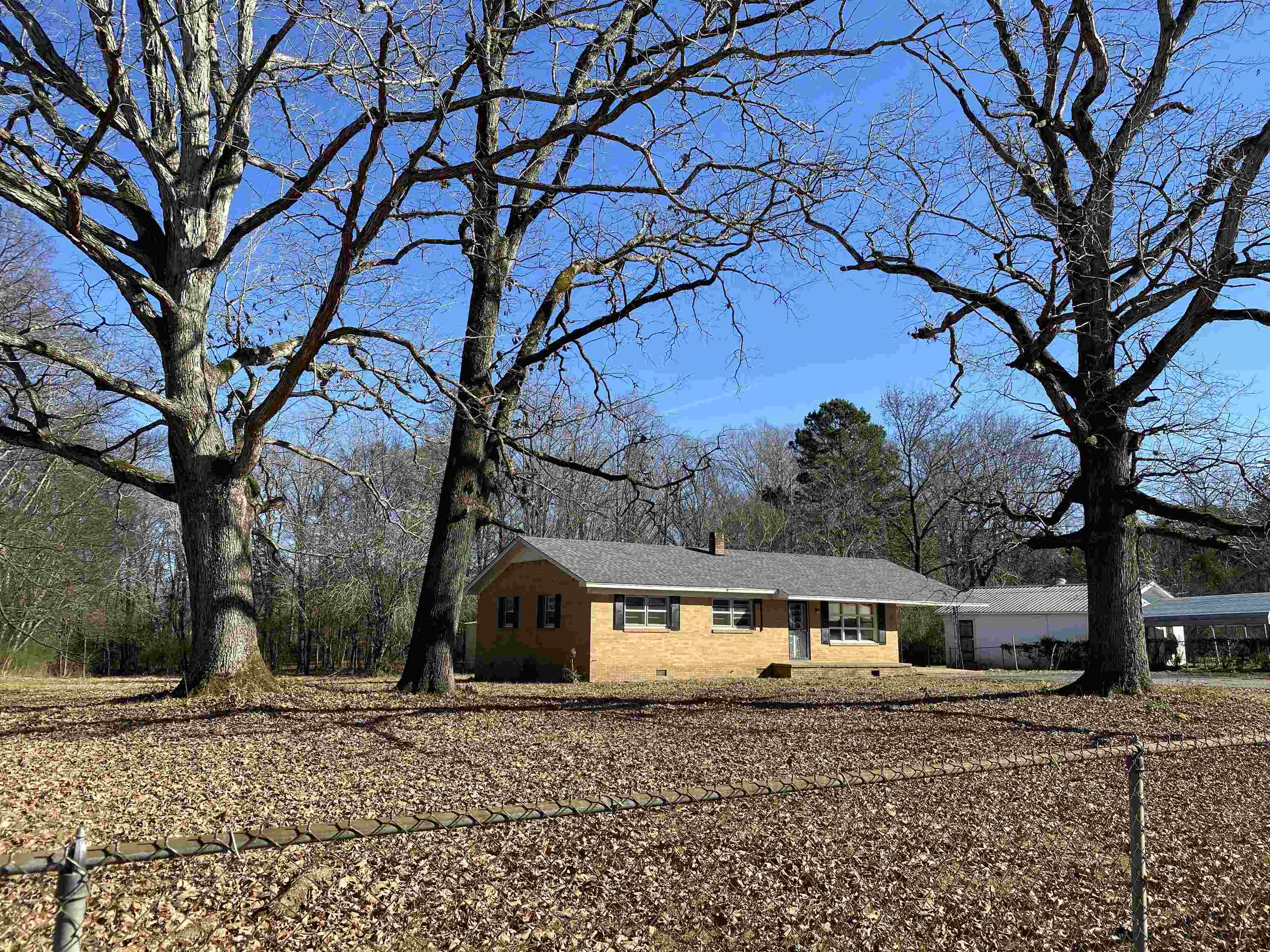 475 County Home Road Savannah, TN 38372 - Photo 1 of 25 Gallery Image 1