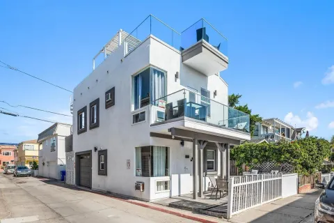 $2,295,000 | 714-16 York Court, San Diego, CA 92109