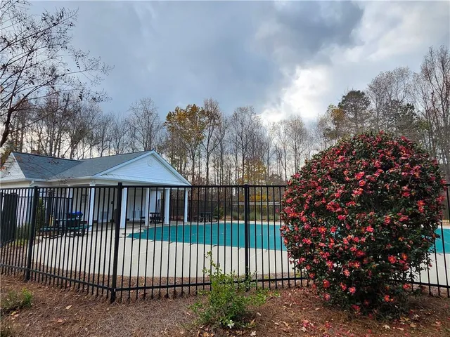 $1,995 | 1030 Prestwyck Court, Alpharetta, GA 30004