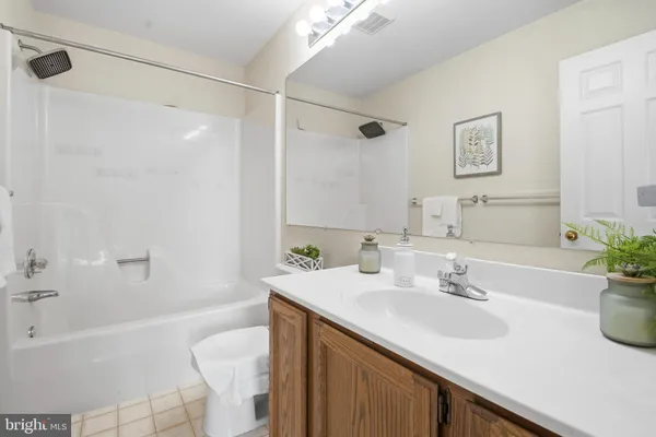 $549,000 | 5220 Lightfoot Path, Columbia, MD 21044